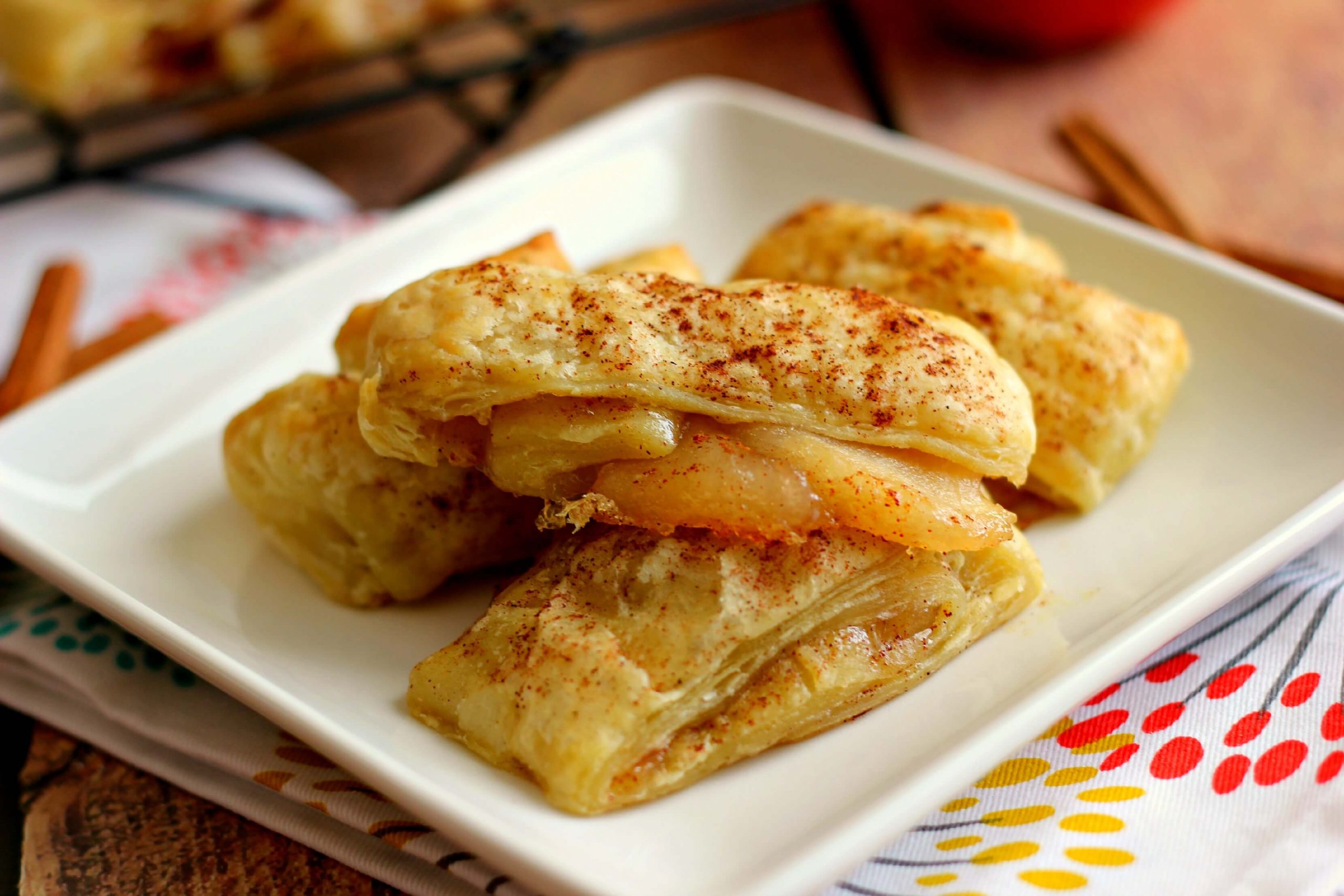 These Easy Apple Pie Croissants taste just like apple pie, but without all of the work!