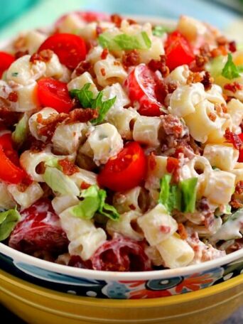 Packed with tender pasta, creamy dressing and BLT fixings, your favorite sandwich gets a makeover in with this easy BLT Ranch Pasta Salad!