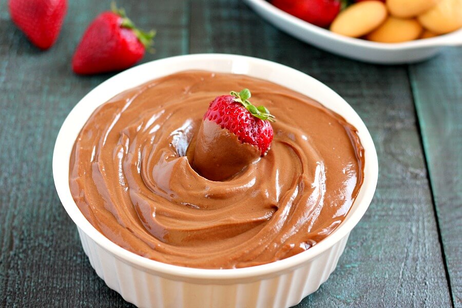 This Creamy Nutella Dip contains just two ingredients and is perfectly sweet and decadent!