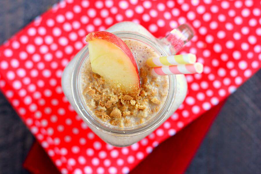 This Peanut Butter Apple Pie Smoothie is creamy, packed with apples, and has a subtle hint of cinnamon and peanut butter. The oats give this drink a thicker, pie-like texture, while the yogurt and spices give it the perfect touch of sweetness. If you love apple pie, then this smoothie was made for you!