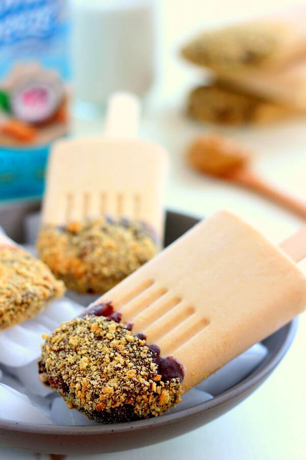Packed with nutritious ingredients and ready in minutes, these pops are a version of the classic pie, in healthy form. Greek yogurt, Almond Breeze Almondmilk Coconutmilk Vanilla Unsweetened, peanut butter, and honey makes these pops suitable for breakfast, a mid-morning snack, or even as a healthy dessert!
