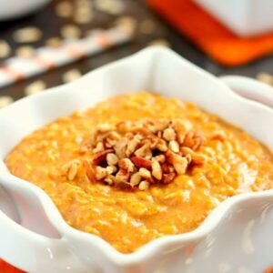 Packed with hearty oats, creamy pumpkin, and spices, this dish makes the perfect breakfast for those cool, fall mornings. The cozy flavors blend together to taste like your favorite pie, in oatmeal form!
