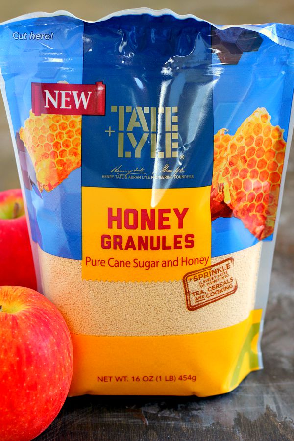 Filled with fresh apple cider, creamy Greek yogurt, and apple chunks, this smoothie is sweetened with Tate+Lyle® Honey Granules and is a refreshingly delicious drink!