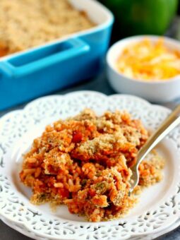 This Unstuffed Pepper Bake features the classic ingredients of stuffed peppers, but in casserole form. Jam-packed with ground beef, green peppers, rice, and spices, this dish take just 30 minutes from start to finish!