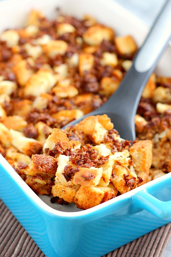 This Garlic and Sage Stuffing is made with MorningStar Farms Grillers Crumbles, freshly toasted bread, and seasoned with spices. It's ready in less than an hour and makes the perfect, easy side dish for Thanksgiving!