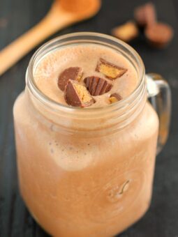 This Chocolate Peanut Butter Cup Smoothie smooth, creamy, and packed with vitamins and nutrition. It's makes a delicious breakfast or mid-morning snack to keep you full and satisfied!