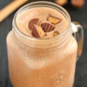 This Chocolate Peanut Butter Cup Smoothie smooth, creamy, and packed with vitamins and nutrition. It's makes a delicious breakfast or mid-morning snack to keep you full and satisfied!