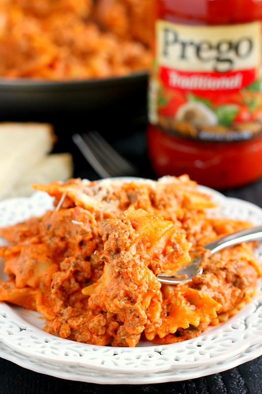 Creamy Skillet Lasagna Recipe (with Bowtie Pasta!) - Pumpkin 'N Spice