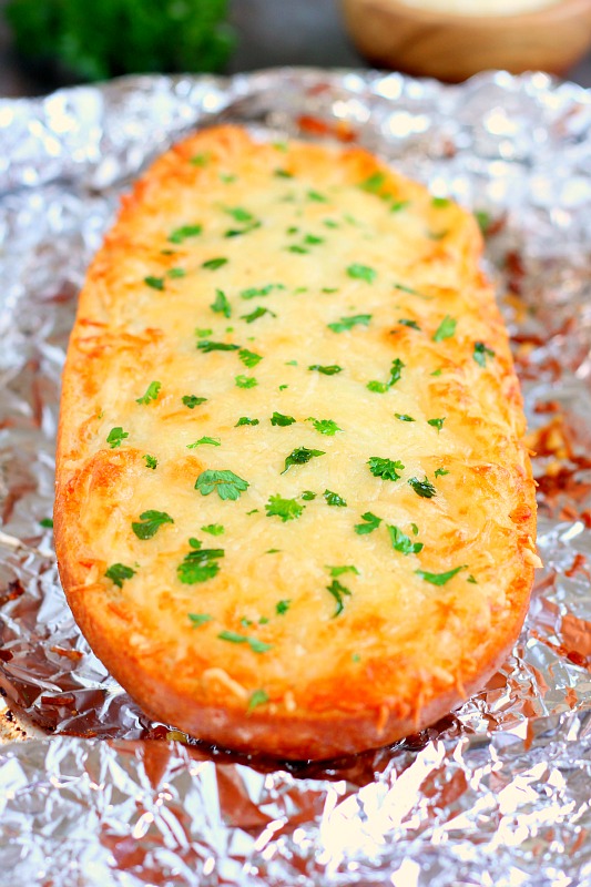 cheesy easy homemade garlic bread loaf in foil