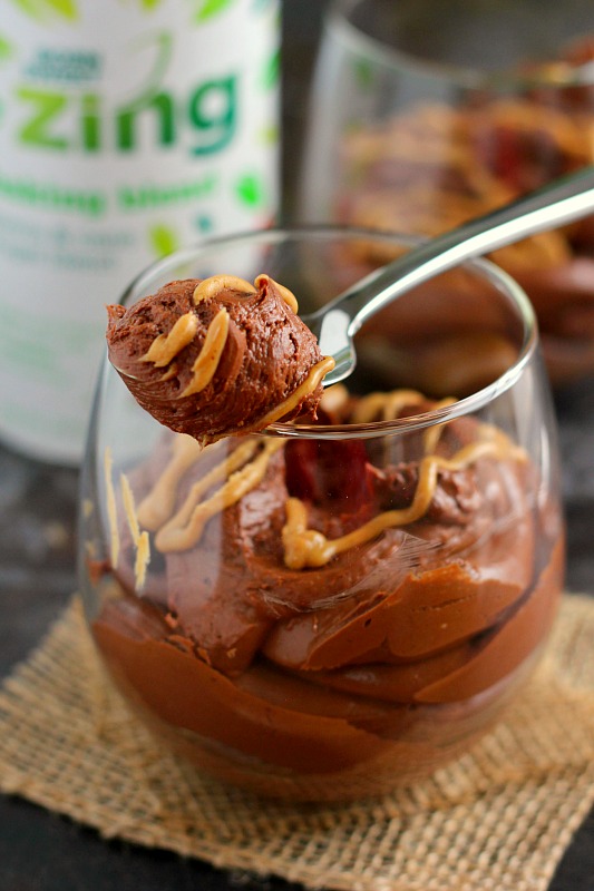 Filled with a chocolate cheesecake batter, swirled with creamy peanut butter and sweetened with Zing™ Baking Blend, this Chocolate Peanut Butter Cheesecake Mousse is the perfect lightened up dessert. With just five ingredients and minimal prep work, this easy mousse is a delicious, low calorie dessert!