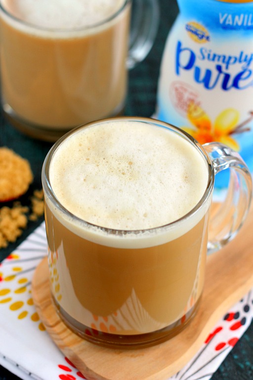 Packed with hints of brown sugar, smooth vanilla and a bold flavor, this Brown Sugar Vanilla Latte is easy to make and perfect for coffee lovers. This latte is a fraction of the calories found in your local coffee shop and so delicious, too!