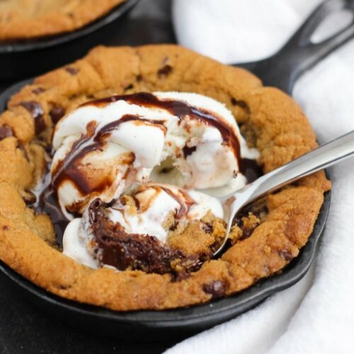 Mini Cast Iron Skillet Cookies (with Premade Dough!) Pumpkin 'N Spice