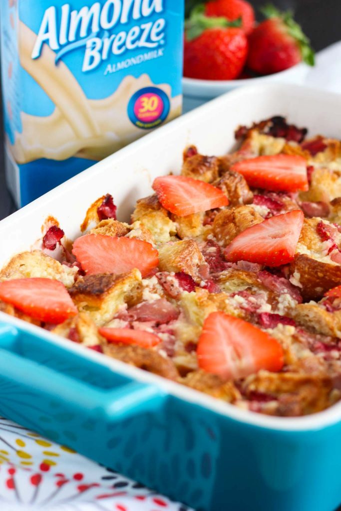 This Strawberries and Cream Croissant Bake is bursting with fresh strawberries, sweetened cream cheese and soft croissants. It's an easy, make-ahead dish that'll be the perfect addition to your breakfast or brunch table!