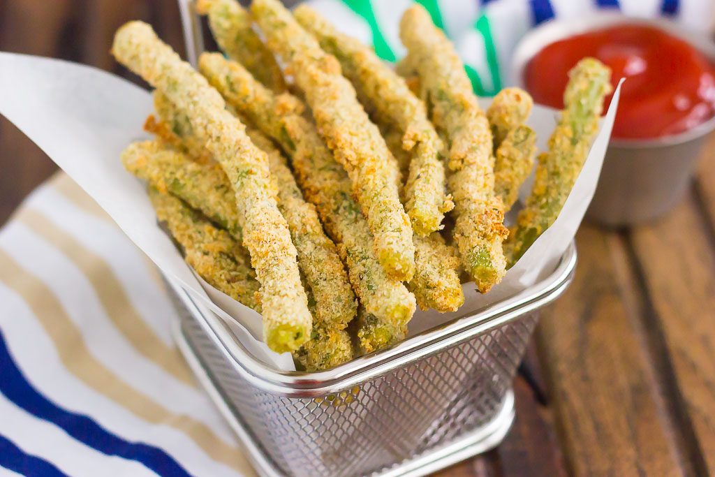 a basket of green bean french fries 