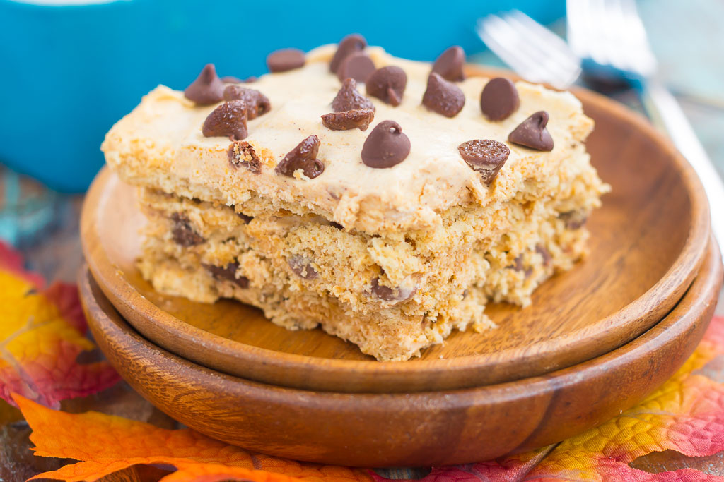 This {No-Bake} Pumpkin Chocolate Chip Icebox Cake is an easy fall dessert that's layered with graham crackers, pumpkin spiced whipped cream, and chocolate chips. With just a few ingredients and minimal prep time, this dish is the perfect combination of pumpkin and chocolate!