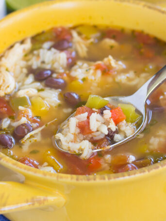 This One Pot Chicken Fajita Soup filled with your favorite fajita flavors, made in one pot, and ready in just 30 minutes. This soup is an easy and delicious weeknight meal that will have you coming back for more!