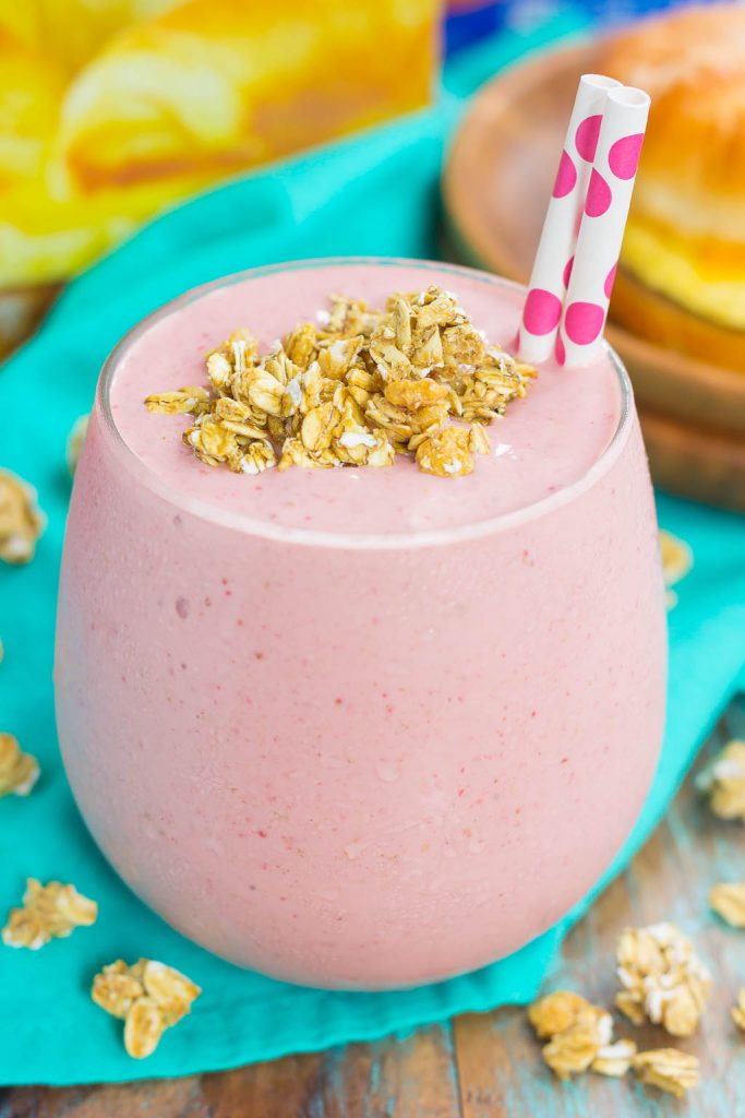 This Peanut Butter and Jelly Granola Smoothie is thick, creamy, and packed with a classic peanut butter and jelly taste, in drink form! #smoothie #peanutbuttersmoothie #pbjsmoothie #granolasmoothie #healthysmoothie #healthybreakfast #healthysnack