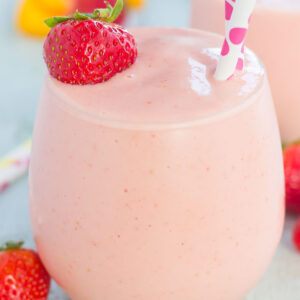 This Strawberry Peach Smoothie is thick, creamy, and packed with juicy strawberries and peaches. With just a few ingredients and hardly any prep time, this healthier breakfast or snack is perfect to satisfy your sweet tooth!