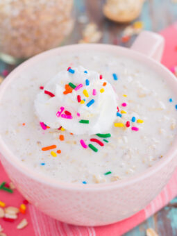 Cake Batter Overnight Oats are a sweet and healthier make-ahead breakfast. Hearty oats, Greek yogurt, and milk combine with the classic taste of cake batter, in oatmeal form. Whether you like your oats hot or straight from the fridge, this easy breakfast will fuel you all morning long!