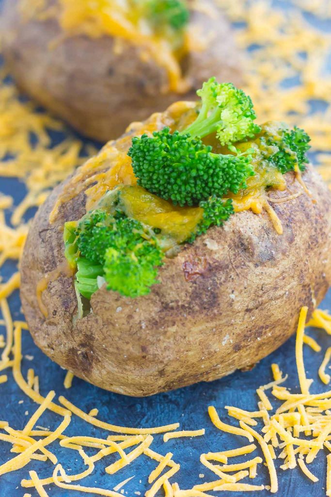 Seasoned potatoes are baked until soft and fluffy on the inside and crisp on the outside. Topped with fresh broccoli and a sprinkling of cheddar cheese, these Broccoli Cheddar Stuffed Baked Potatoes make deliciously easy "meal for one" that's packed with flavor!