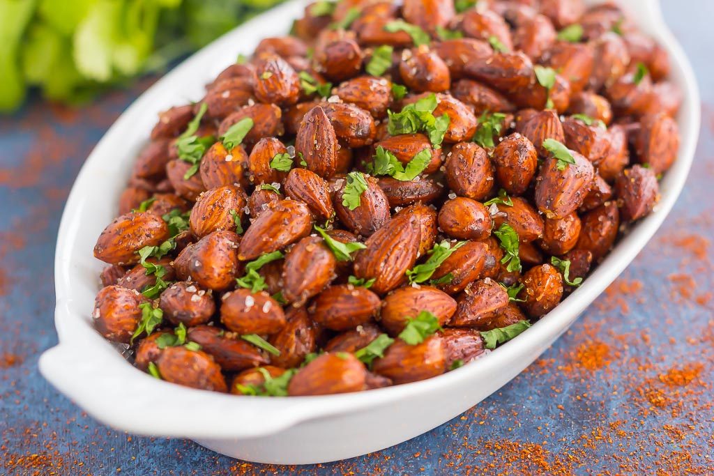 These Easy Chili Almonds are a simple snack that's packed with deliciousness. Roasted in a skillet and tossed with zesty flavors, these almonds are perfect for those snack cravings!