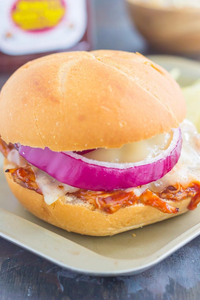 This Toasted Barbecue Chicken Sandwich is simple, fast, and the perfect meal for one. Fresh, flavorful, and easy, you can have this meal ready in less than 15 minutes! #chicken #chickensandwich #chickenrecipe #bbq #bbqchicken #bbqchickensandwich #sandwich #lunch #dinner