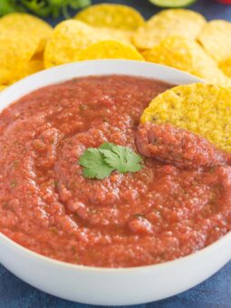 With fresh tomatoes and just the right amount of seasonings, this easy Restaurant Style Salsa will wow your taste buds!