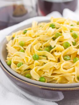 These Creamy Skillet Noodles with Peas are made in one pan and ready in less than 30 minutes. With just a few ingredients, this creamy and flavorful side dish is perfect when paired with just about anything!