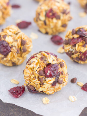 These Cherry Chocolate Chip Energy Bites are a simple, no-bake treat, filled with healthier ingredients and loaded with flavor. Perfect for a quick breakfast, snack, or even dessert, you'll be whipping up these bites all year long!
