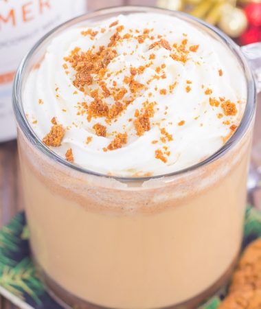 Skip the coffee shop and make your own Spiced Gingerbread Latte to celebrate the the holidays. Filled with cozy spices, lots of flavor, and ready in less than 10 minutes, you can enjoy this warm and festive drink all season long!