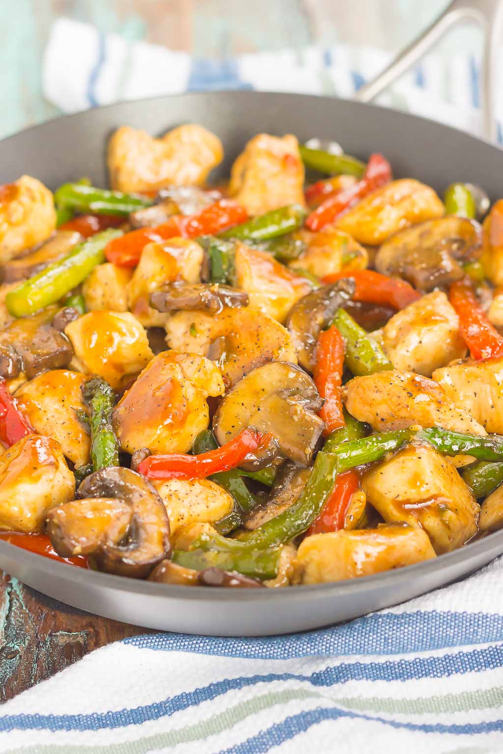 Honey Garlic Chicken Stir Fry (30 Minute Meal) Pumpkin 'N Spice