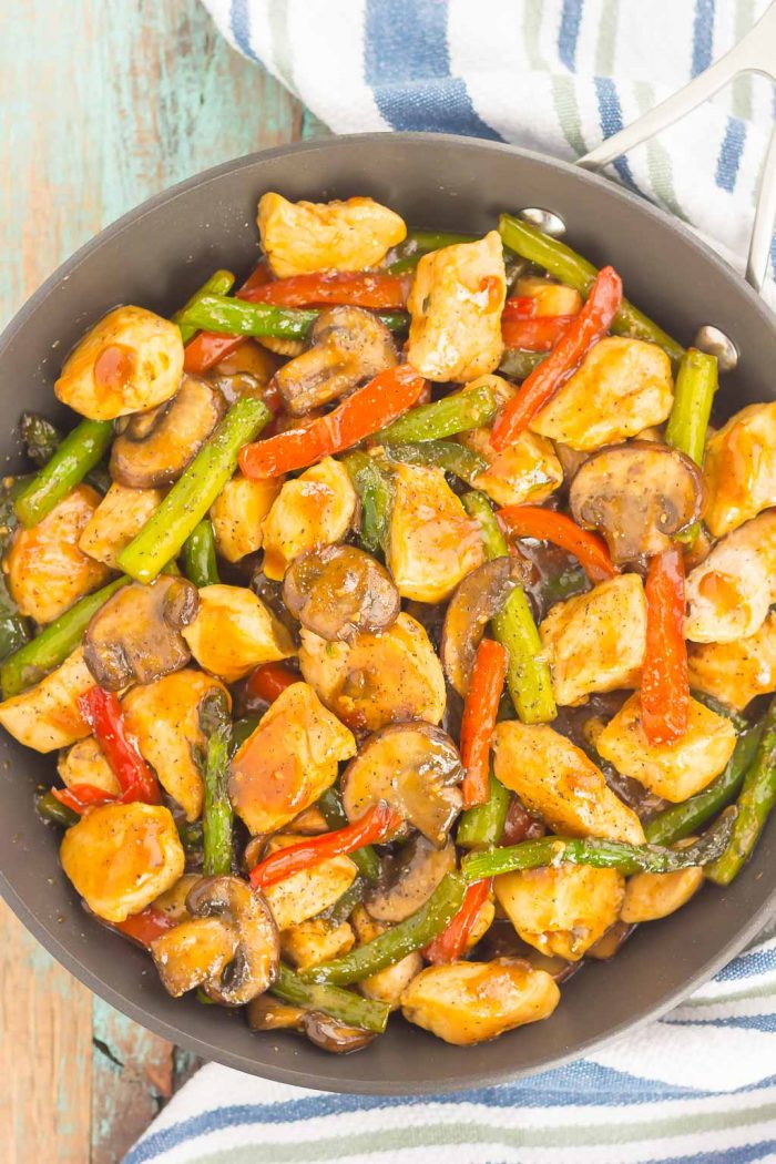 Honey Garlic Chicken Stir Fry (30 Minute Meal) - Pumpkin 'N Spice