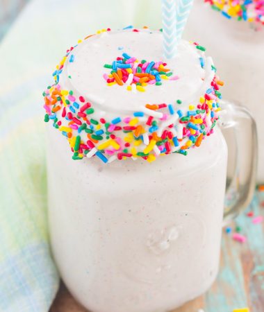 Creamy vanilla ice cream, swirled with funfetti cake batter mix creates this smooth and indulgent Funfetti Cake Batter Milkshake!