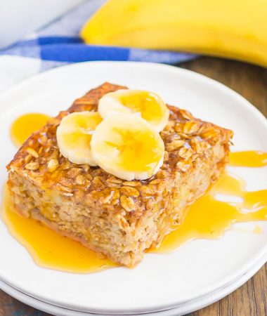 This Baked Banana Bread Oatmeal is filled with hearty oats, sweet bananas, and just the right amount of spices. It’s the perfect dish to make on the weekend and slice up for your weekday breakfast!