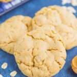 Peanut Butter Oatmeal Cookies are soft, chewy, and loaded with flavor. This easy cookie recipe is ready in no time and perfect for peanut butter lovers! #cookies #peanutbuttercookies #peanutbutteroatmealcookies #bestpeanutbuttercookies #easycookierecipe #dessert