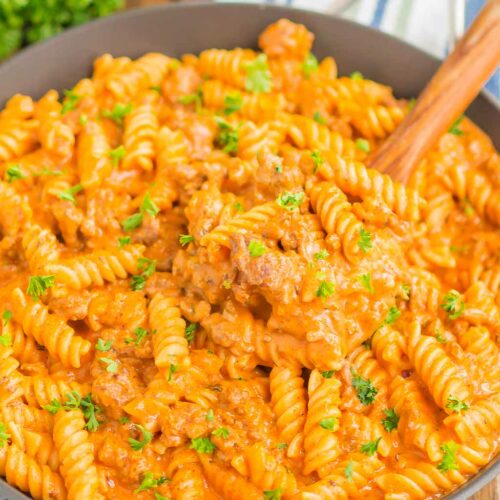 Creamy Ground Beef Pasta (Quick & Easy!) Pumpkin 'N Spice