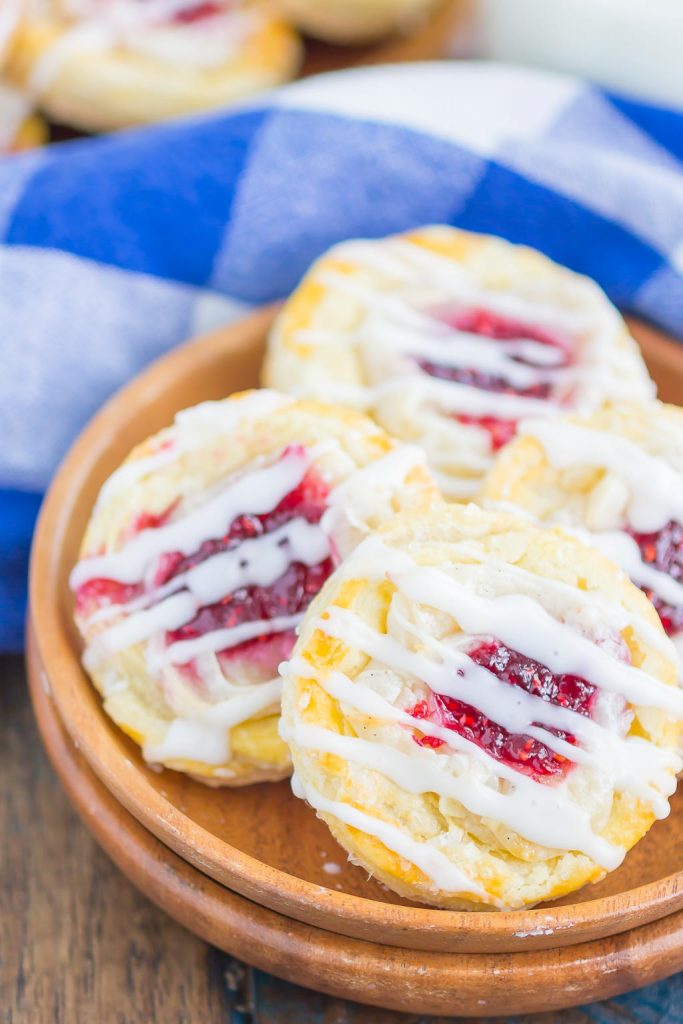Raspberry Cream Cheese Danish Pumpkin 'N Spice