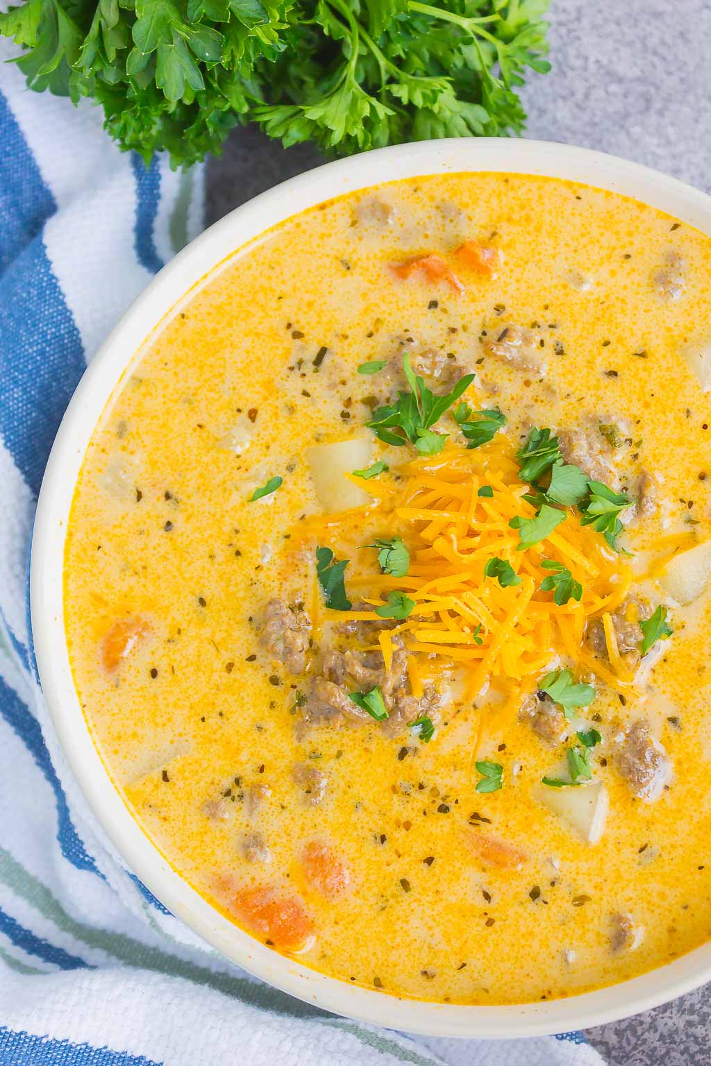 Easy Cheeseburger Soup