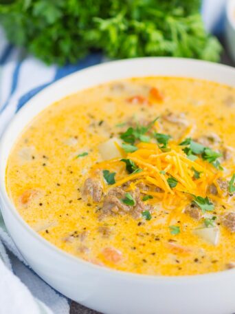 Easy Cheeseburger Soup