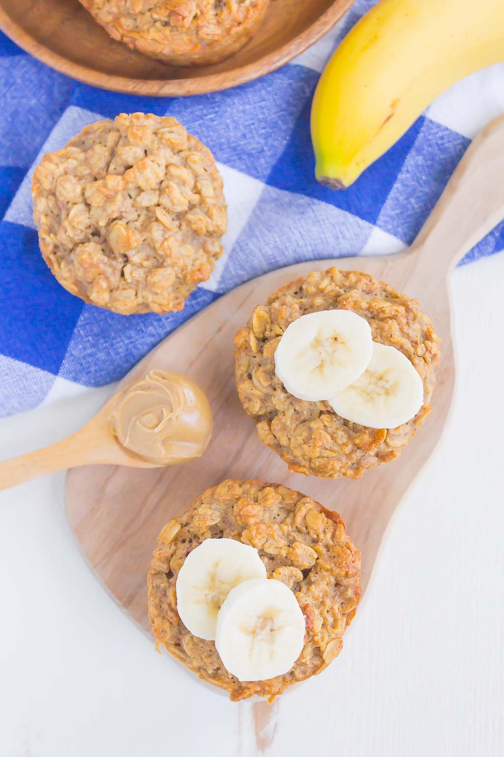 Peanut Butter Banana Baked Oatmeal Cups