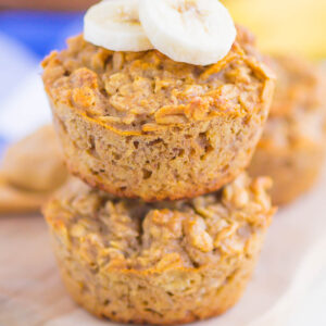 Peanut Butter Banana Baked Oatmeal Cups