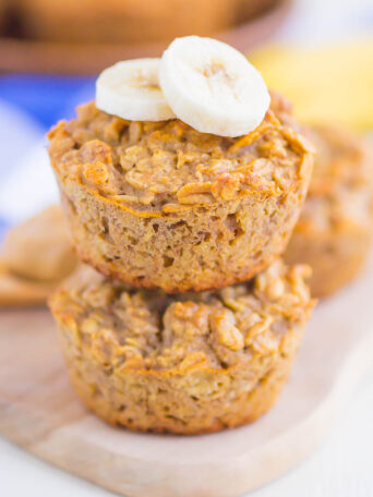 Peanut Butter Banana Baked Oatmeal Cups