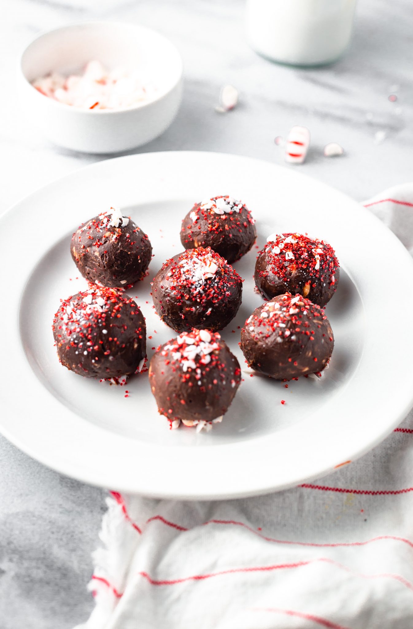 Easy Peppermint Truffles Pumpkin 'N Spice