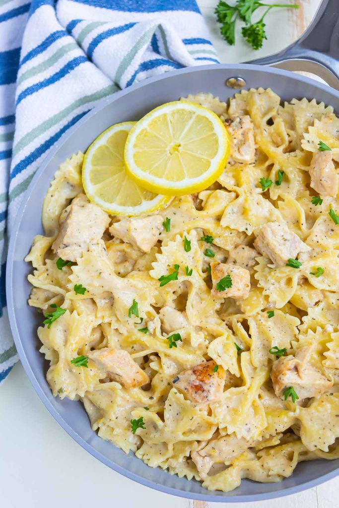 Creamy Lemon Chicken Pasta - Pumpkin 'N Spice